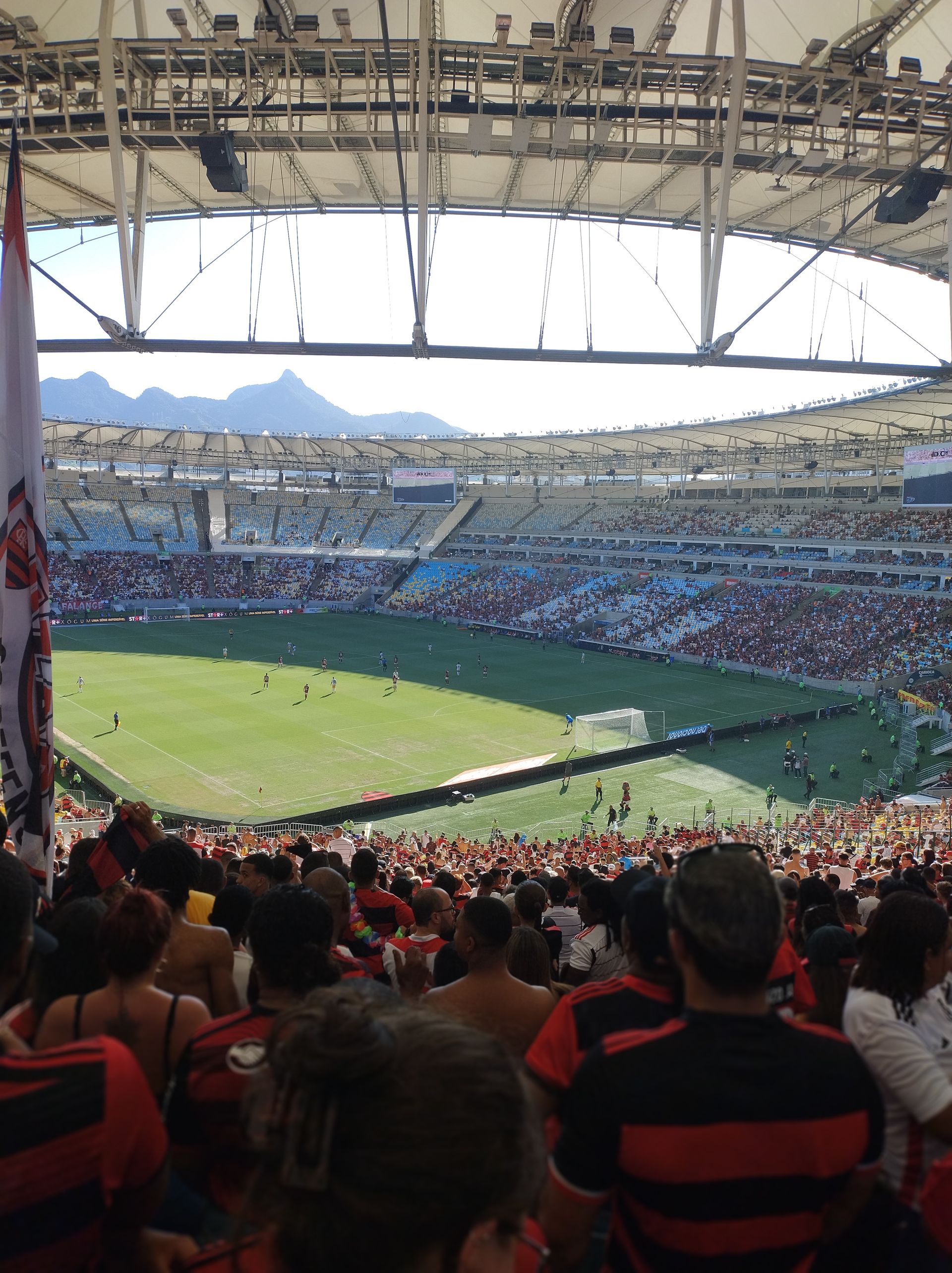 WM 2026 Senderliste für IPTV – Fußballstadion mit Zuschauern